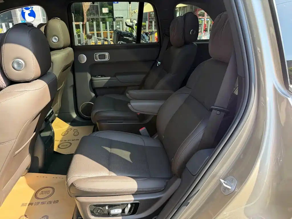 Li Auto Li L8 — миниатюра 12