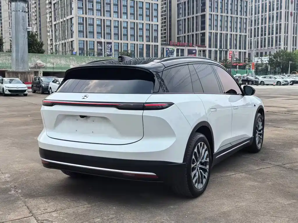 NIO ES6 — миниатюра 4