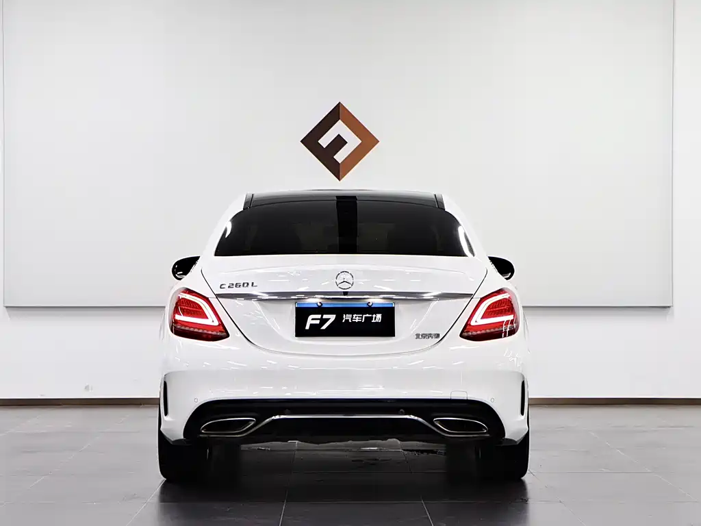 Mercedes-Benz C-Class — миниатюра 5
