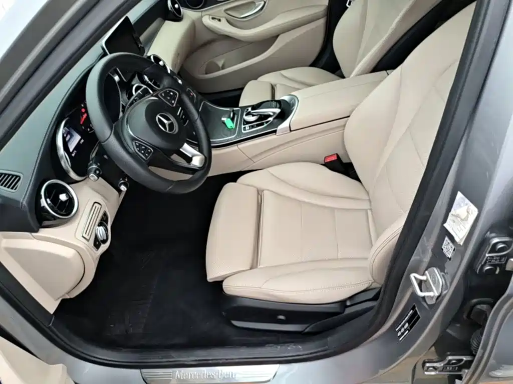 Mercedes-Benz C-Class — миниатюра 15
