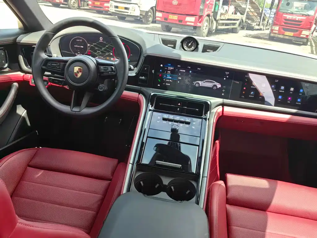 Porsche Panamera — миниатюра 11