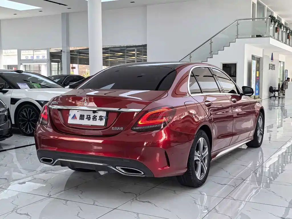Mercedes-Benz C-Class — миниатюра 15