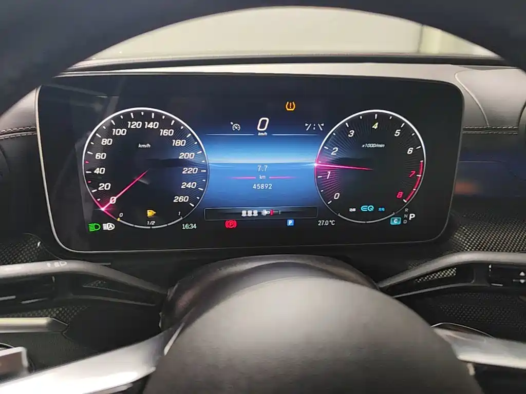 Mercedes-Benz C-Class — миниатюра 12