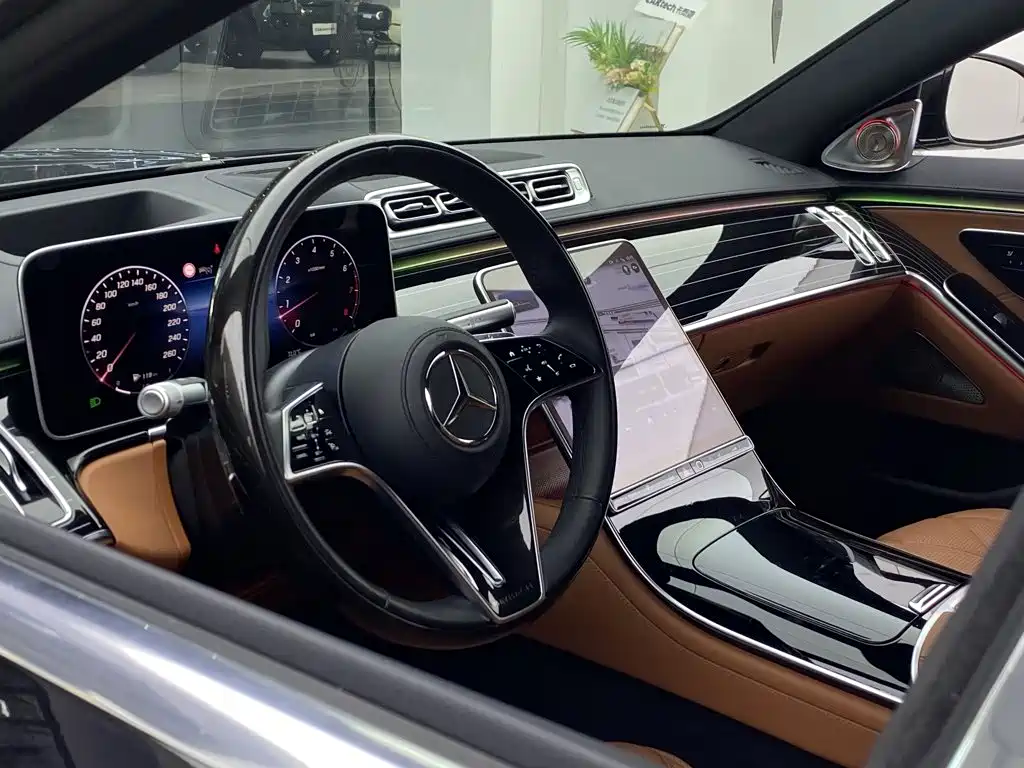 Mercedes-Benz S-Class — миниатюра 27
