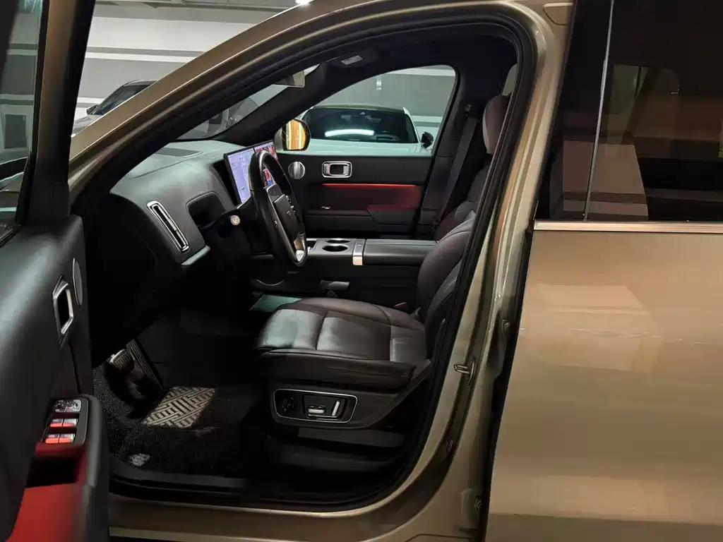 Li Auto Li L8 — миниатюра 4