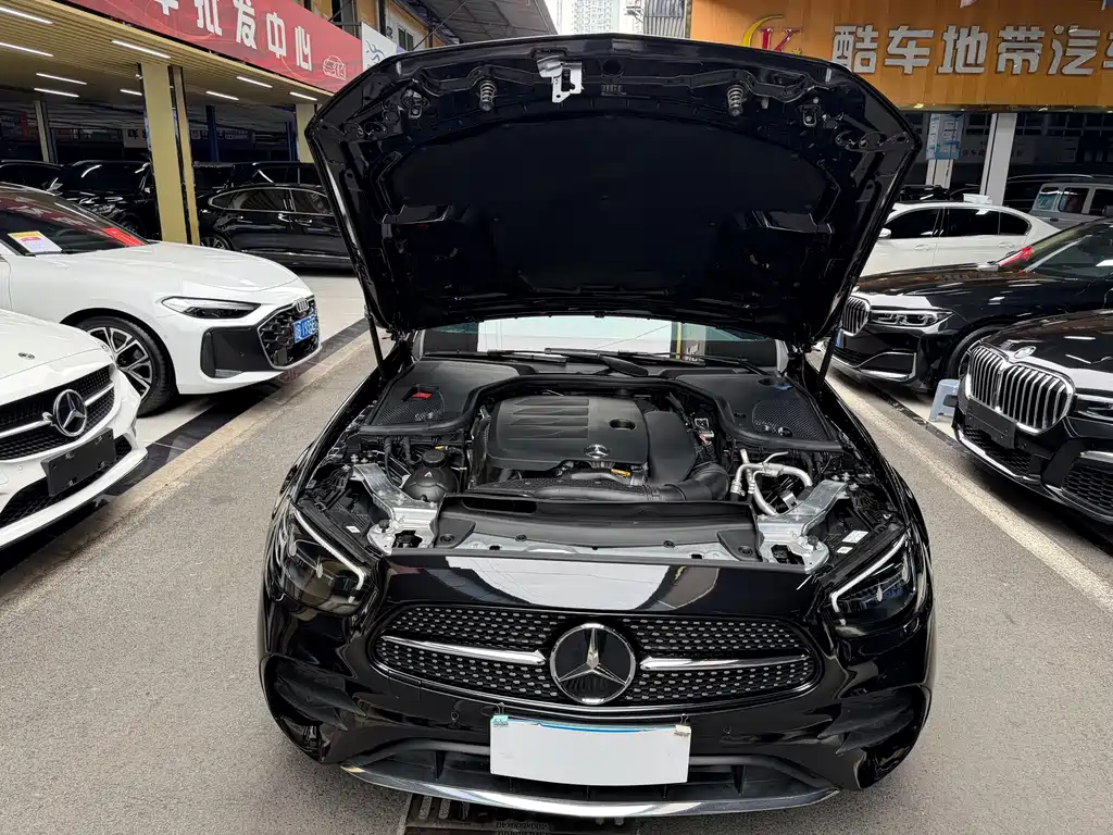 Mercedes-Benz E-Class — миниатюра 30