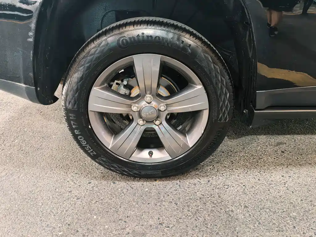 Jeep Compass (Import) — миниатюра 9