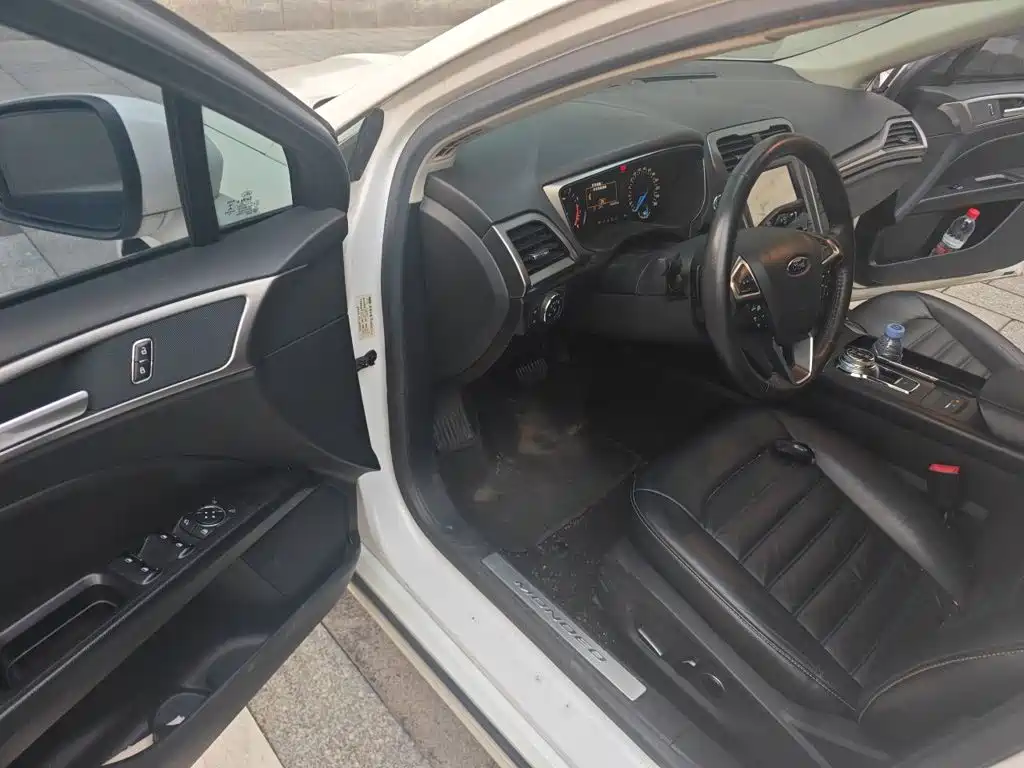 Ford Mondeo — миниатюра 14
