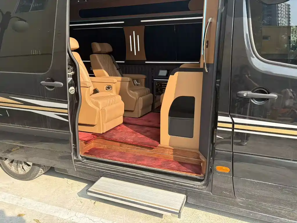 Mercedes-Benz Sprinter — миниатюра 8
