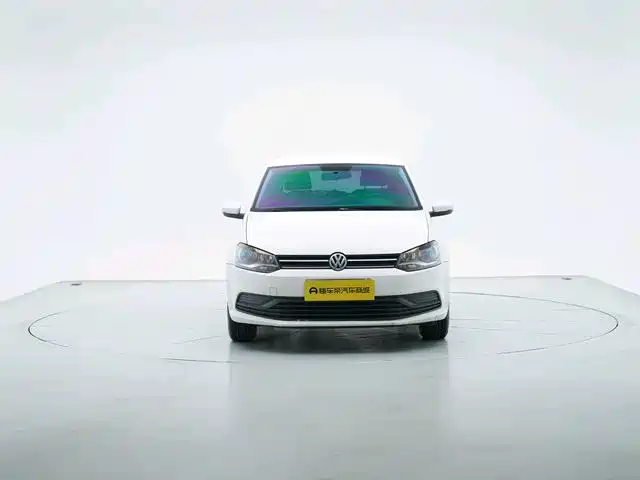 Volkswagen Polo — миниатюра 8