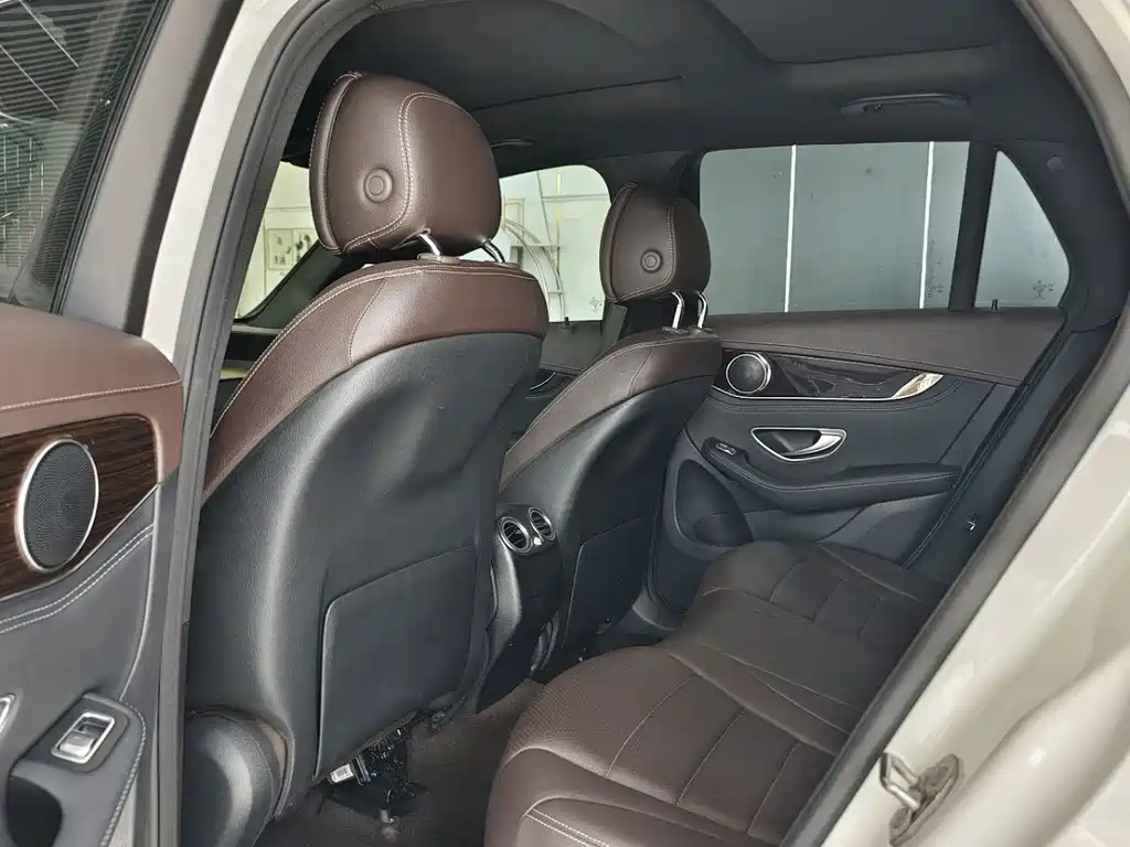 Mercedes-Benz GLC 2017 GLC 260 4MATIC