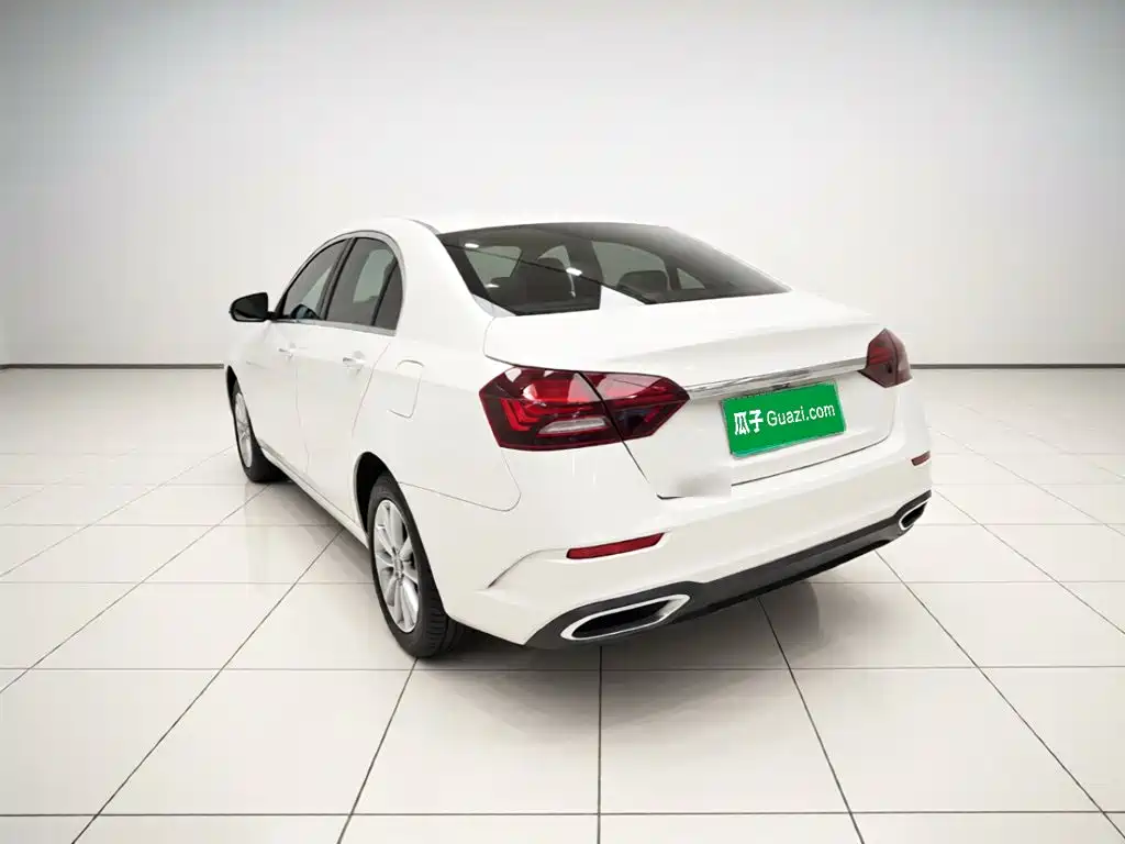 Geely Emgrand — миниатюра 4