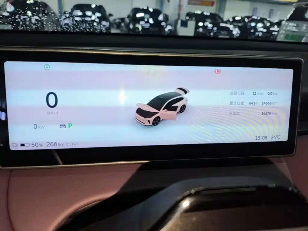 NIO ET5T — миниатюра 12