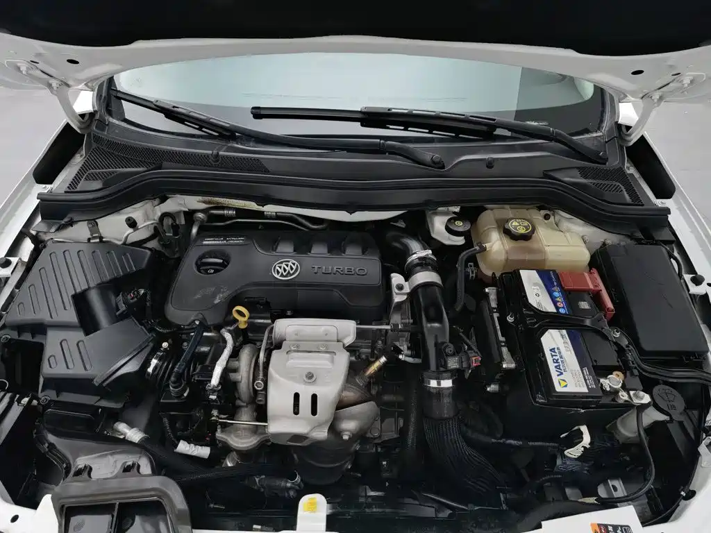 Buick Excelle — миниатюра 6