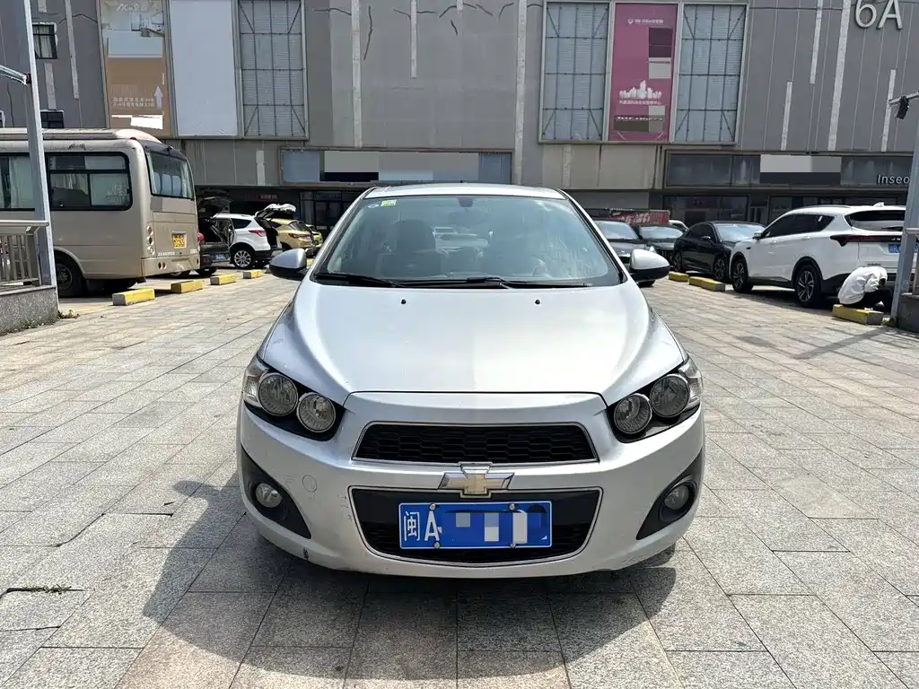 Chevrolet Aveo 2011 1.4L AT SE