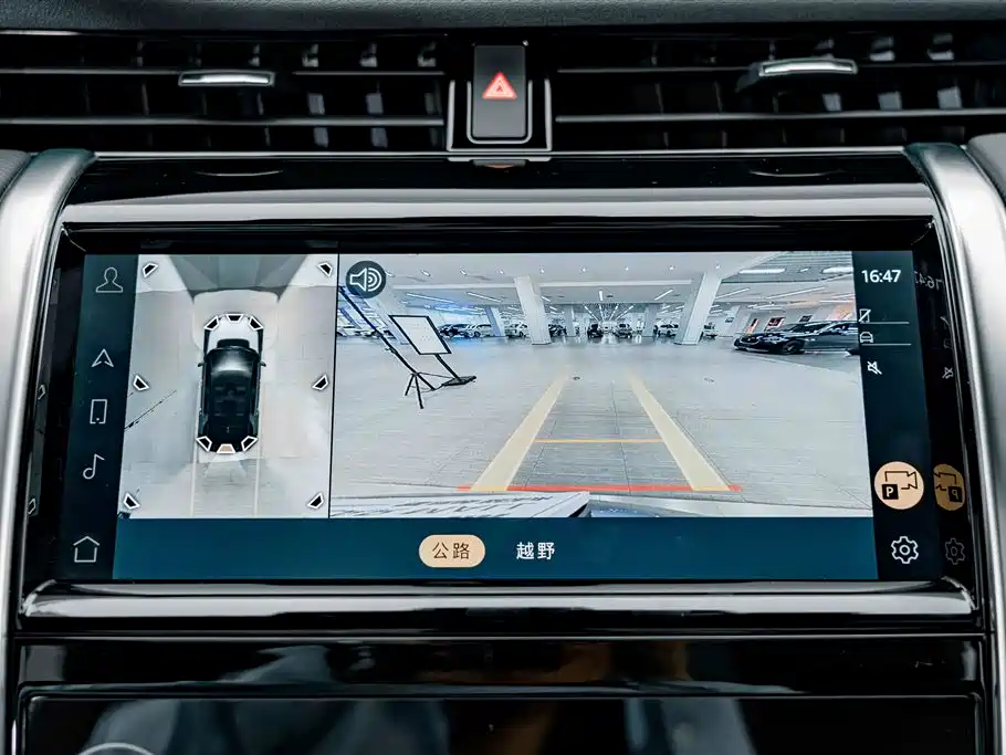 Land Rover Discovery Sport — миниатюра 11