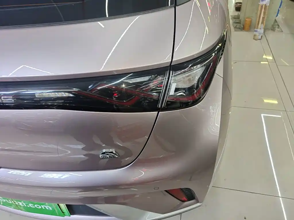 BYD Dolphin — миниатюра 8
