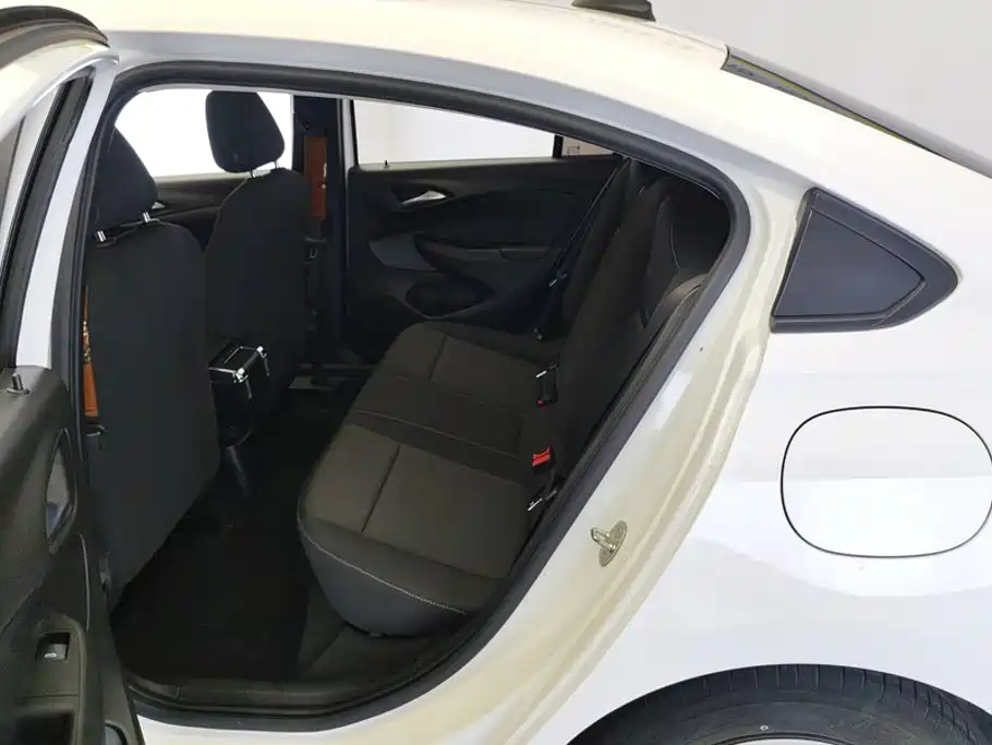 Buick Excelle — миниатюра 11