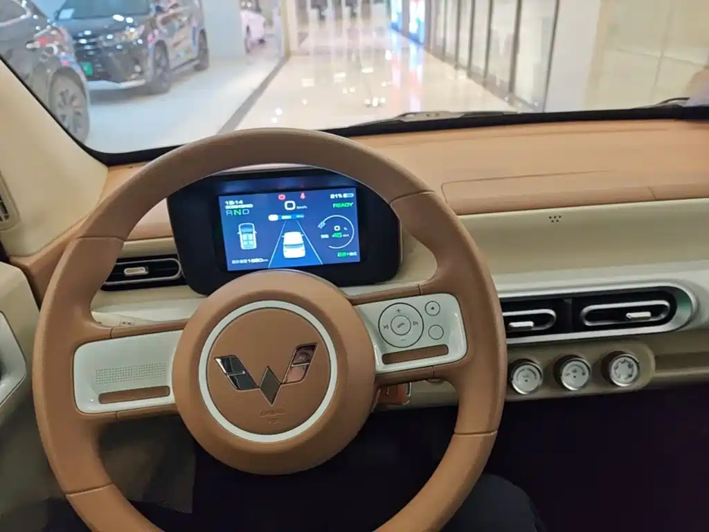 Wuling MINIEV — миниатюра 11