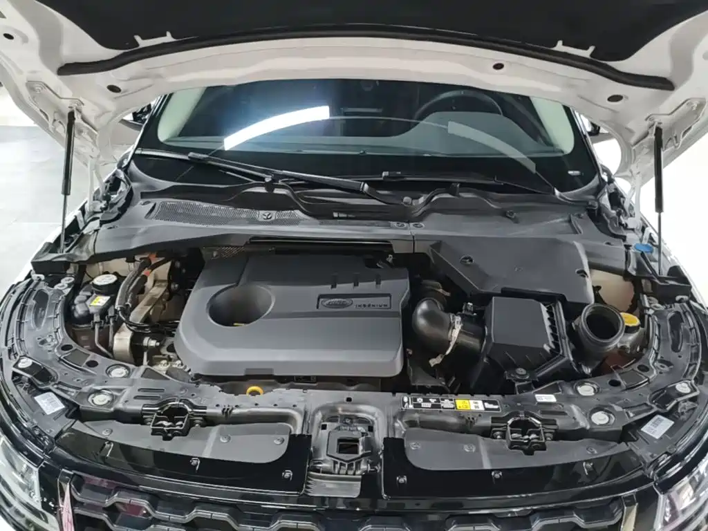 Land Rover Evoque PHEV — миниатюра 20