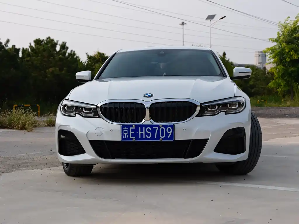 BMW 3 Series — миниатюра 2