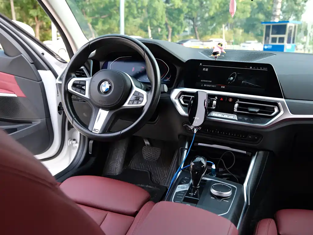 BMW 3 Series — миниатюра 10