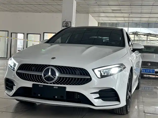 MERCEDES-BENZ A CLASS