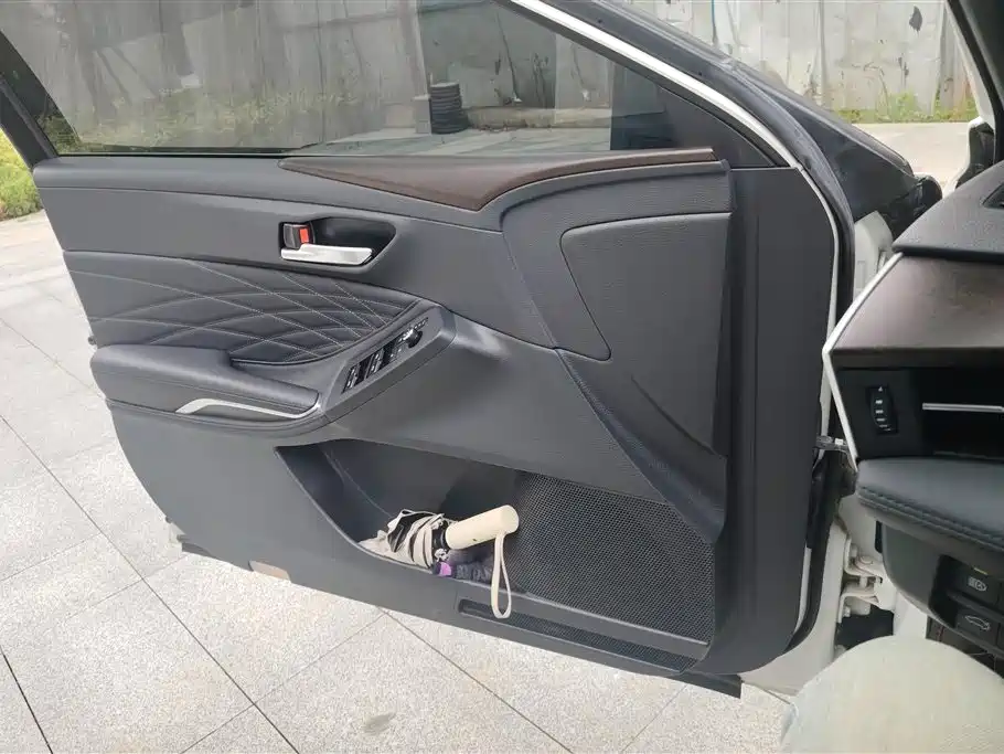 Toyota Avalon 2019 2.5L Touring Luxury VI