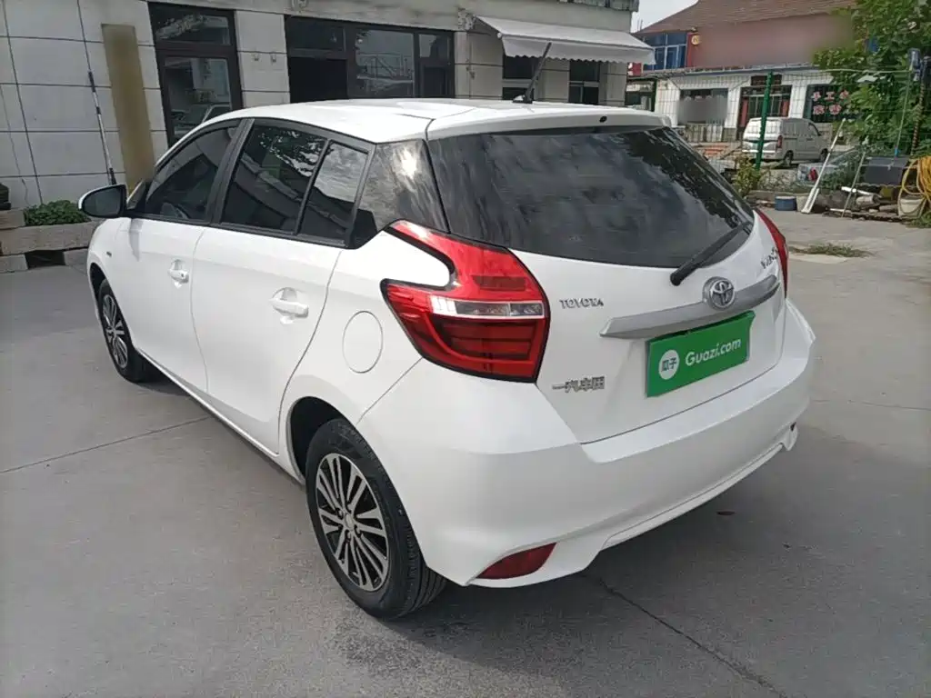 Toyota Vios FS — миниатюра 5