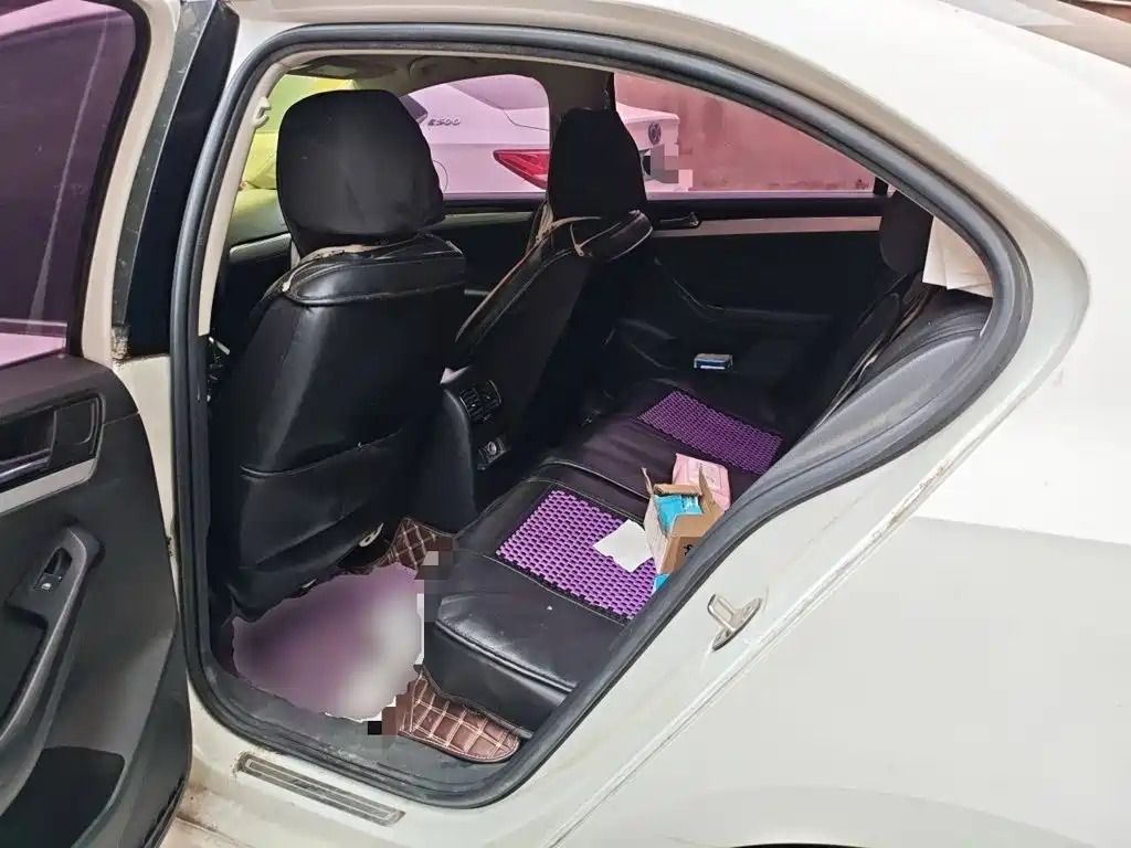 Volkswagen Sagitar — миниатюра 13