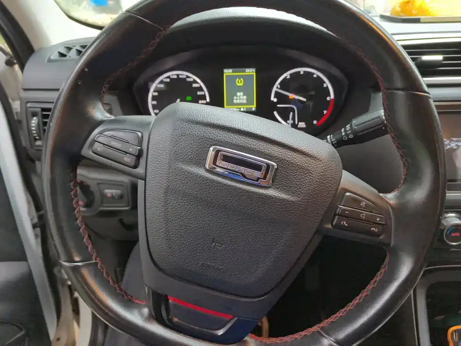 Qoros Qoros 5 — миниатюра 15