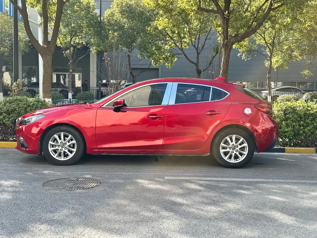 MAZDA 3 ANGKESAILA