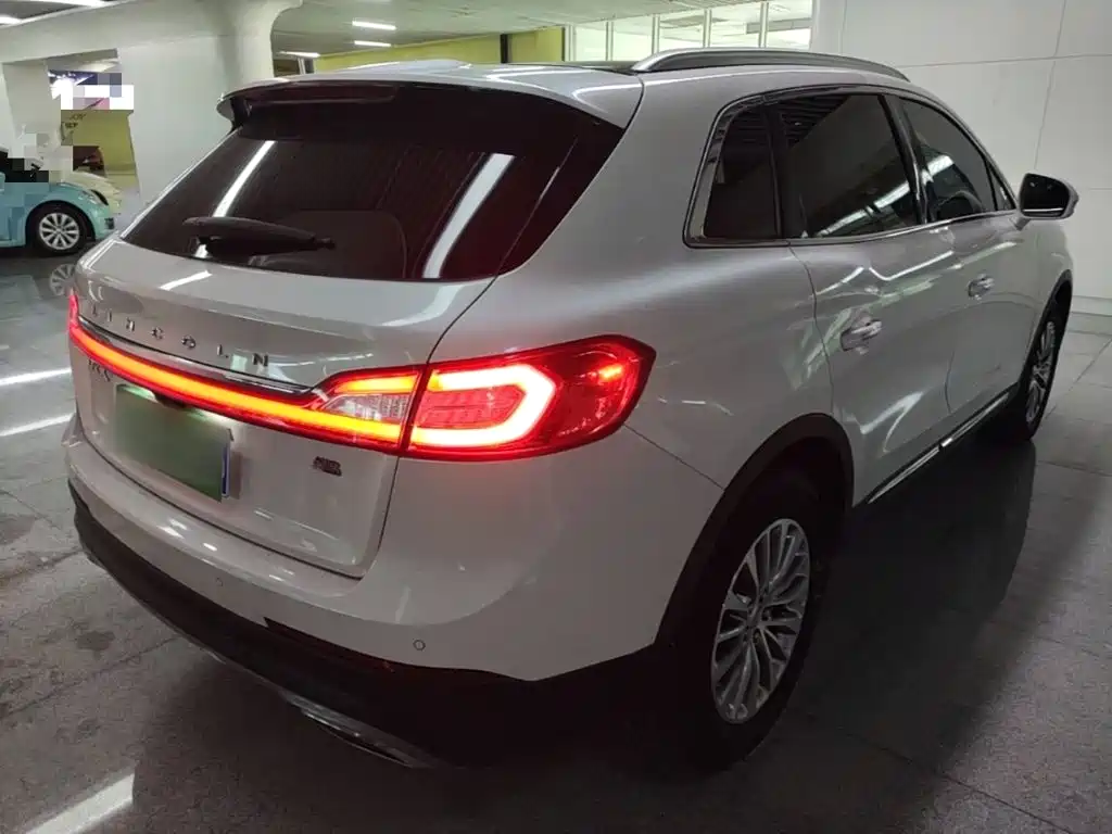 Lincoln MKX — миниатюра 7