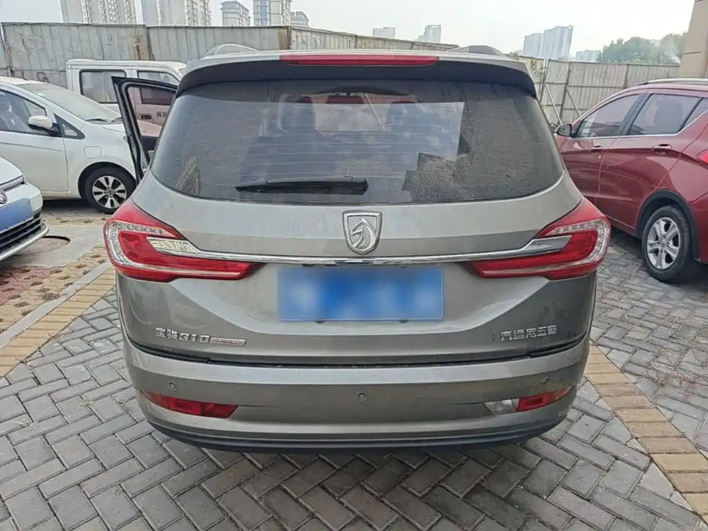 Baojun 310W — миниатюра 6