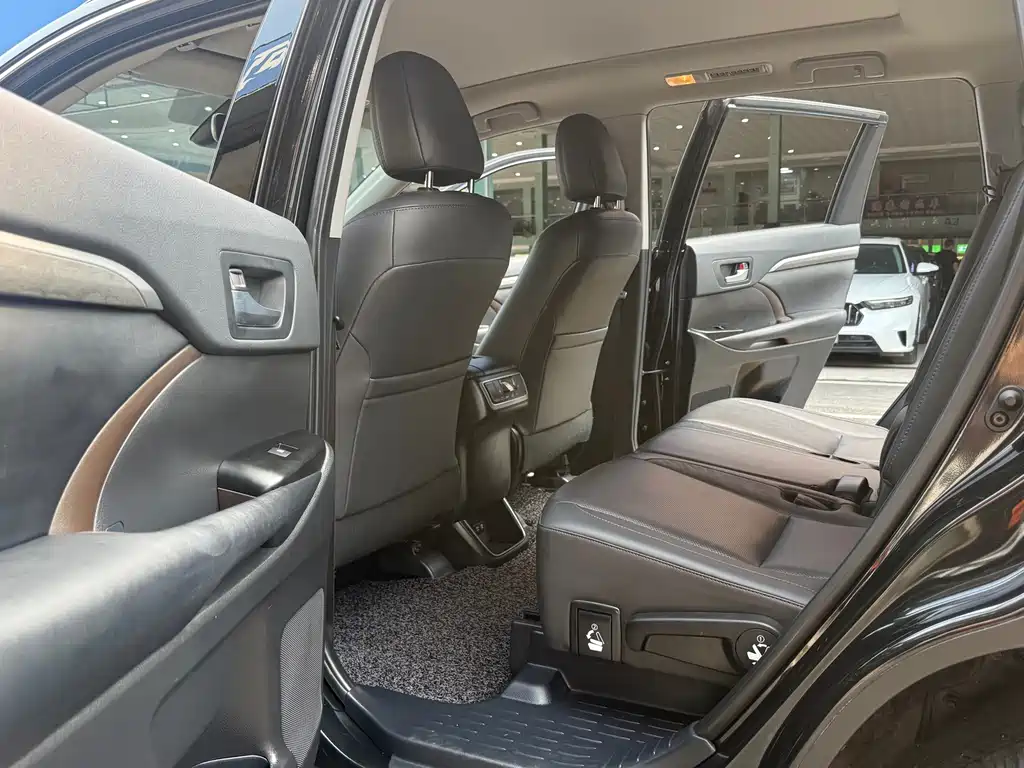 Toyota Highlander — фотографии объявления, Фото 14