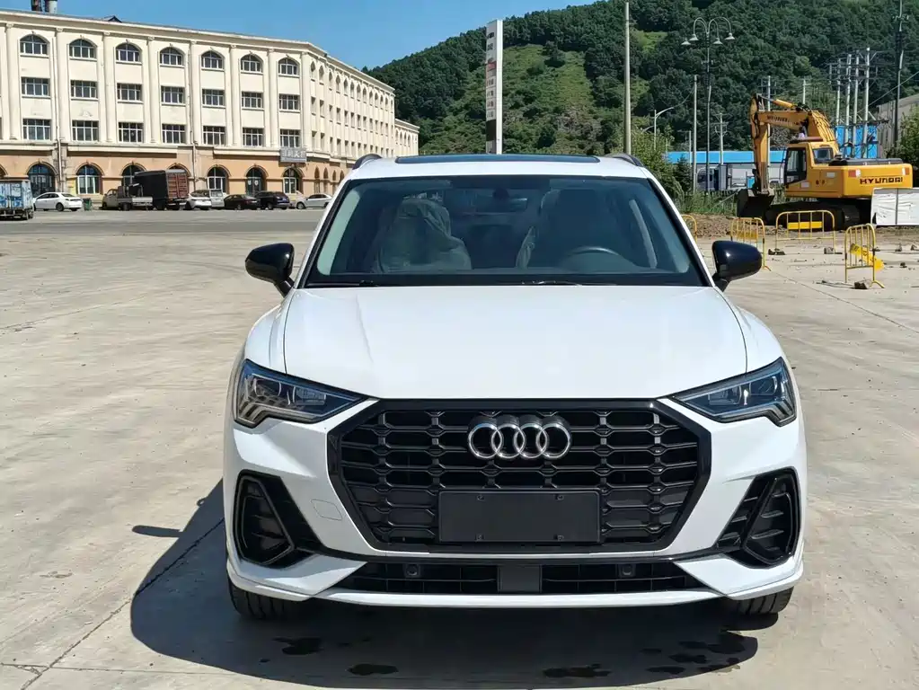 Audi Q3 — фотографии объявления, Фото 4