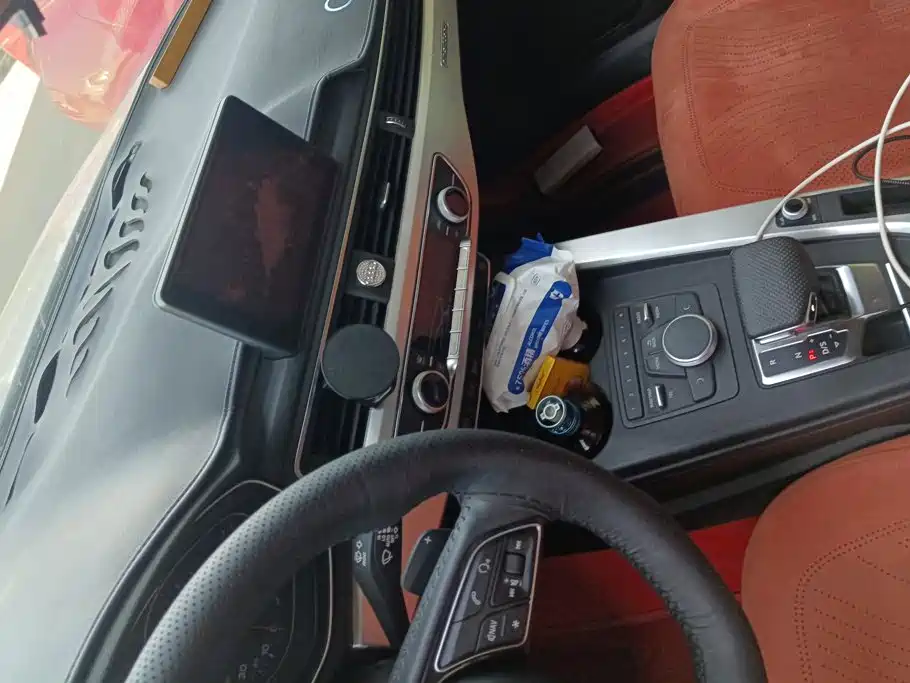 Audi A4L — миниатюра 13