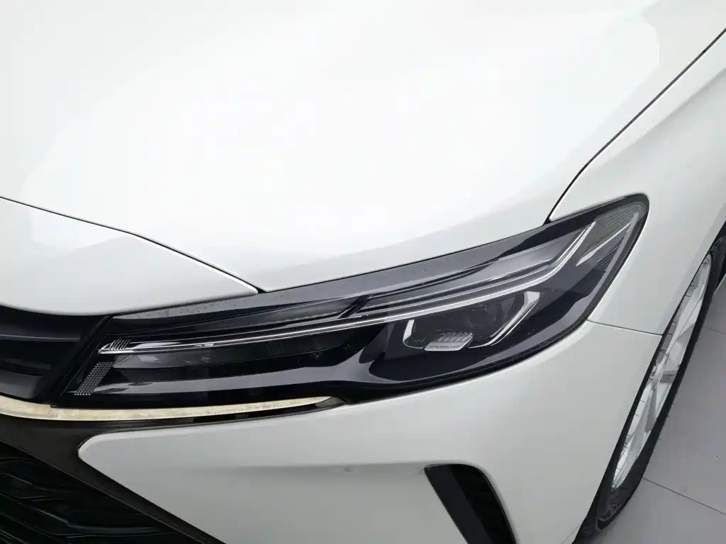 Chevrolet Monza — миниатюра 7