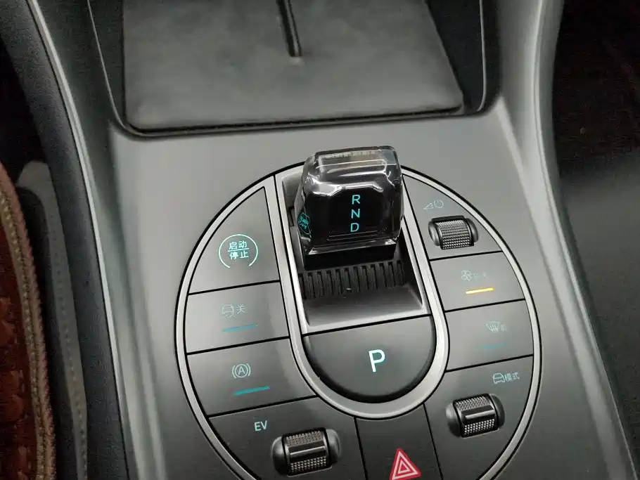 BYD Sealion 05 DM-i — миниатюра 16