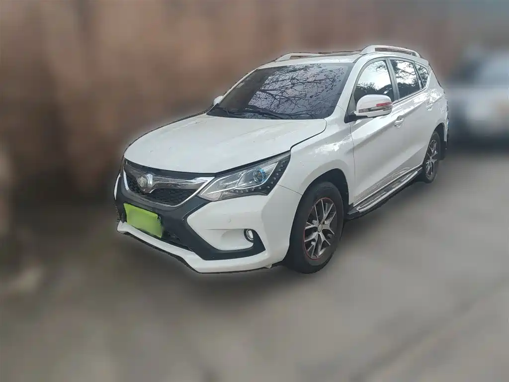 BYD Song 2015
