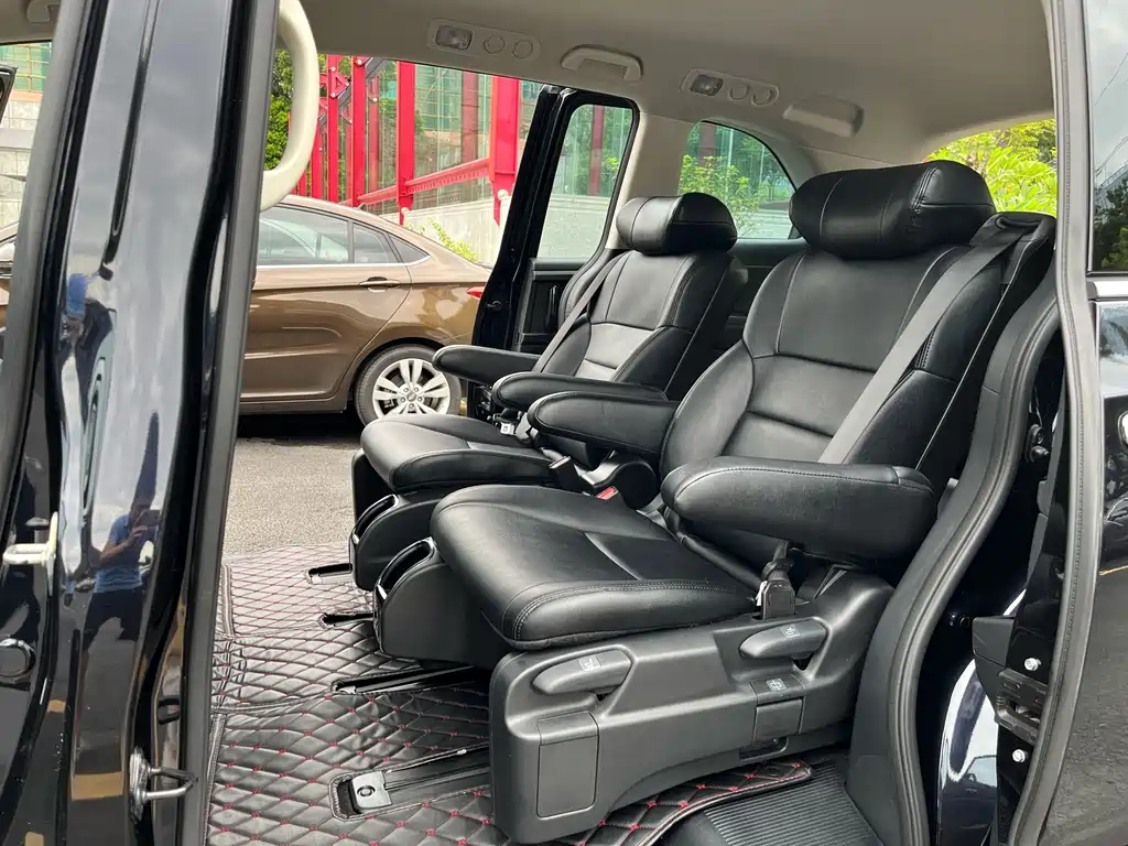 Honda Odyssey — миниатюра 15