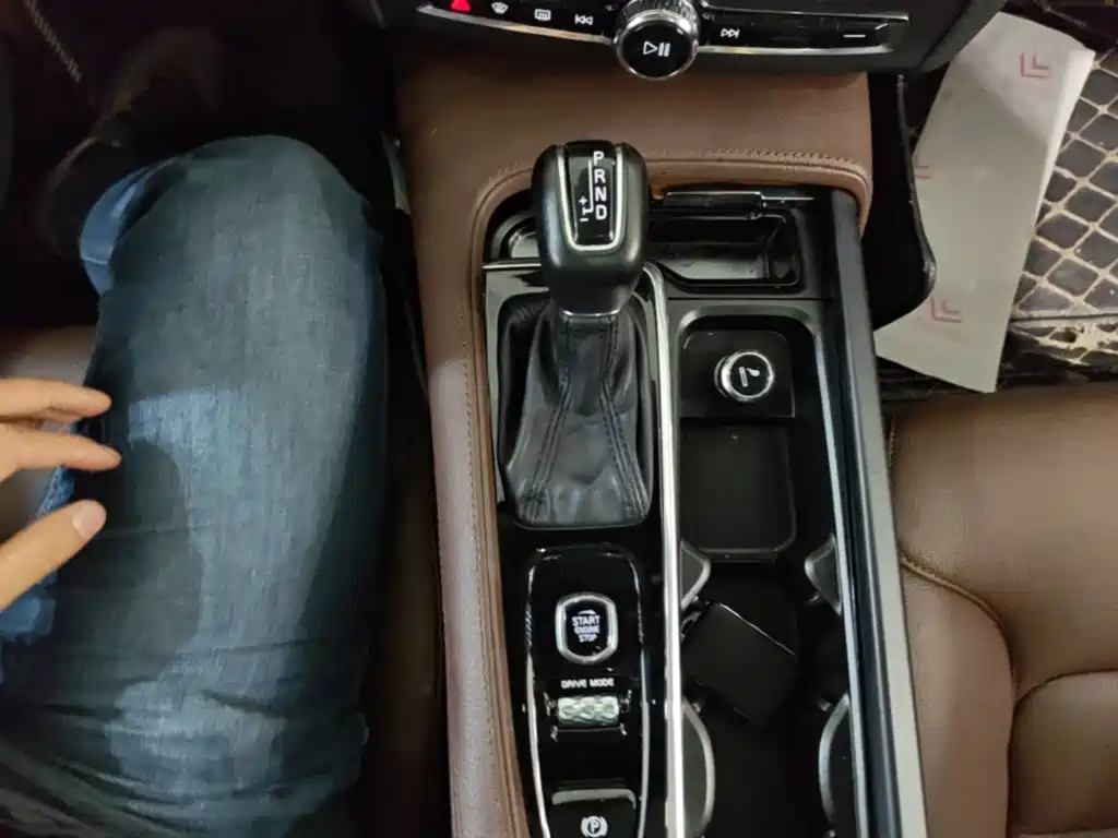 Volvo S90 — миниатюра 14