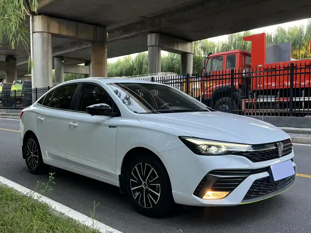 Roewe i5 — миниатюра 3