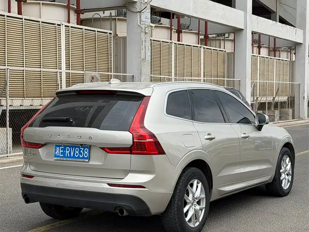 Volvo XC60 2018 T4