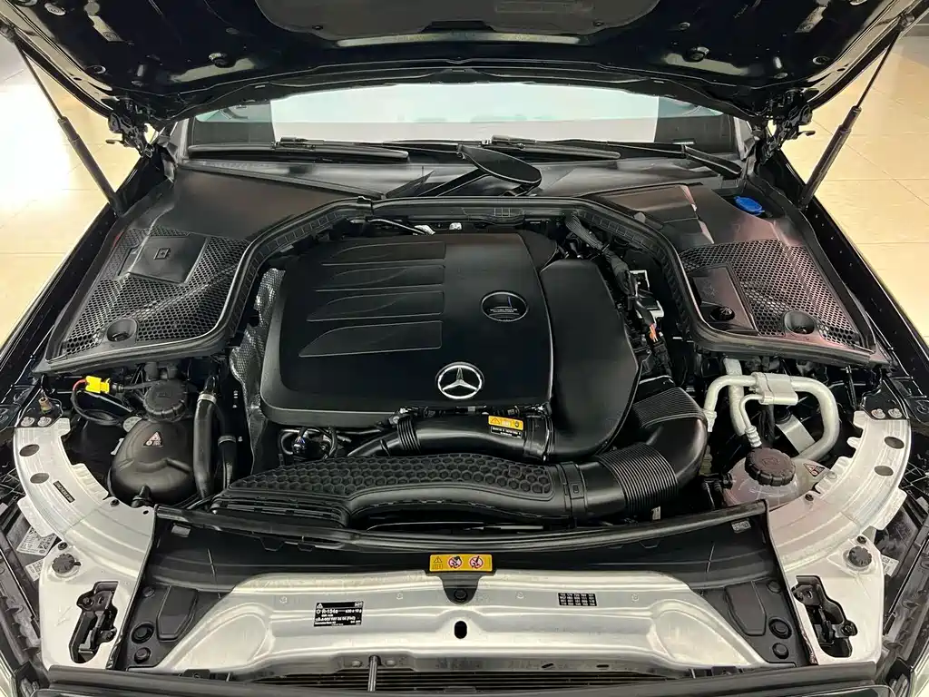 Mercedes-Benz C-Class — миниатюра 24