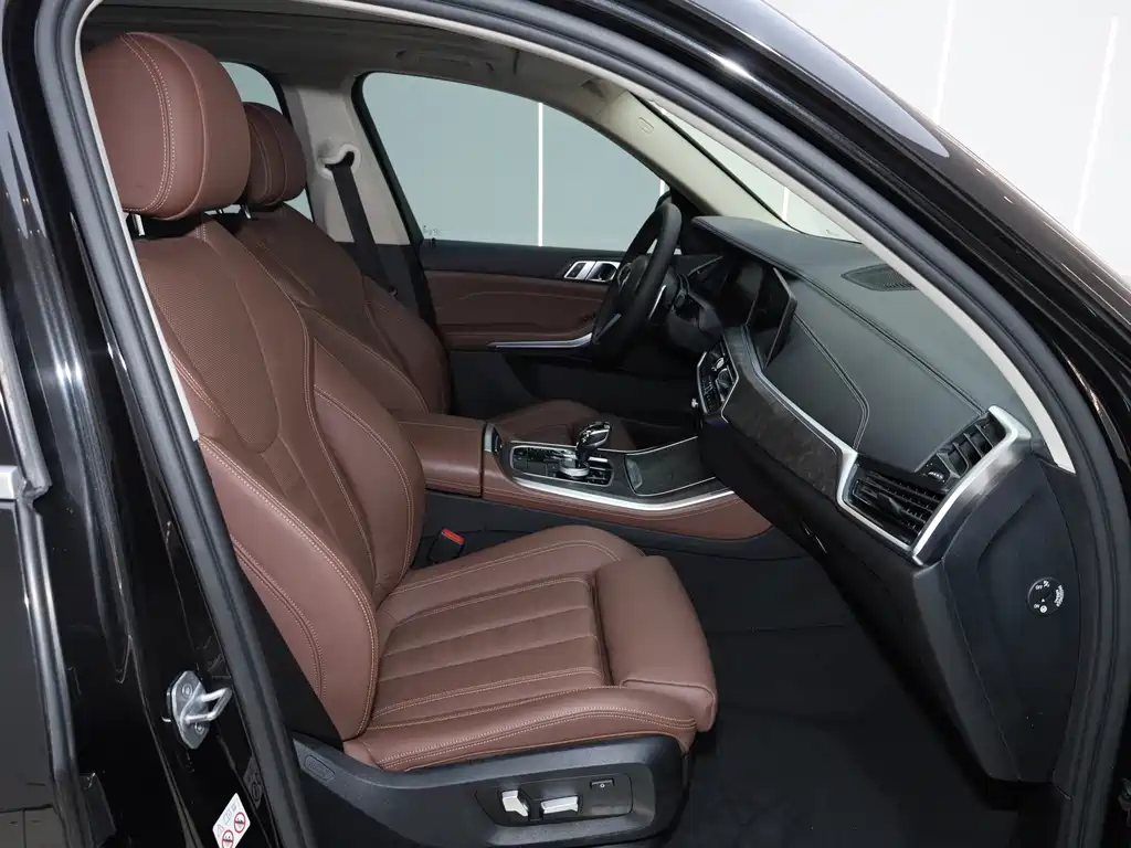 BMW X5 (Import) — миниатюра 17