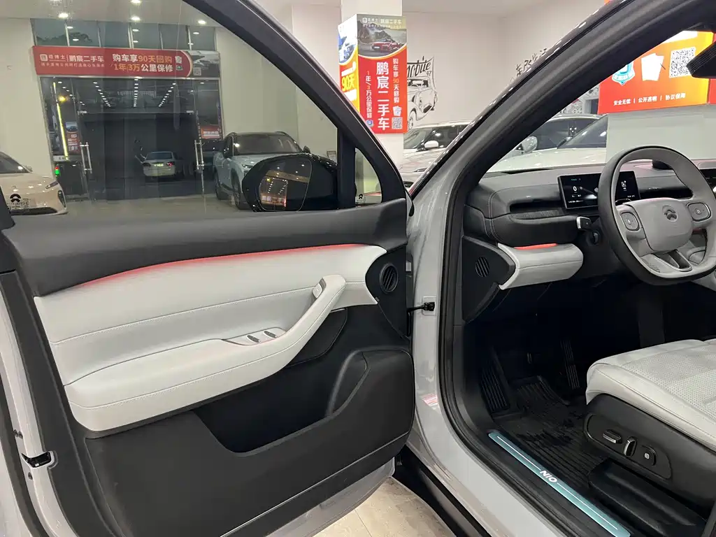 NIO ES6 — миниатюра 8