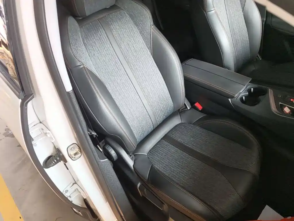Peugeot 5008 — миниатюра 25