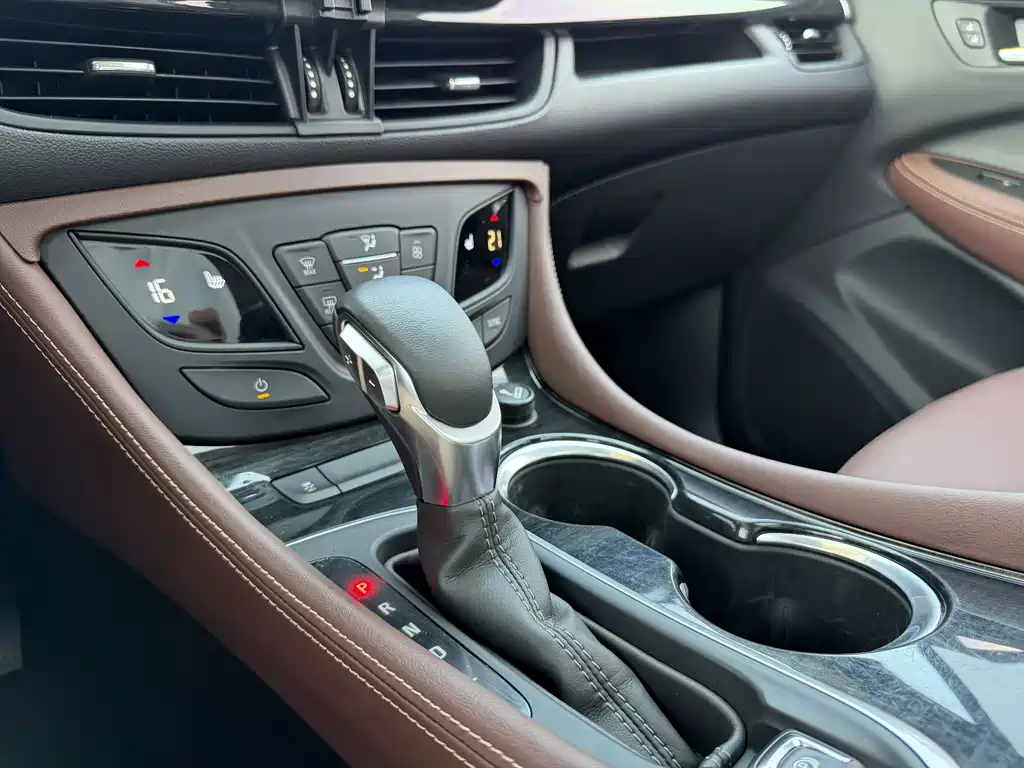 Buick Envision Plus — миниатюра 8