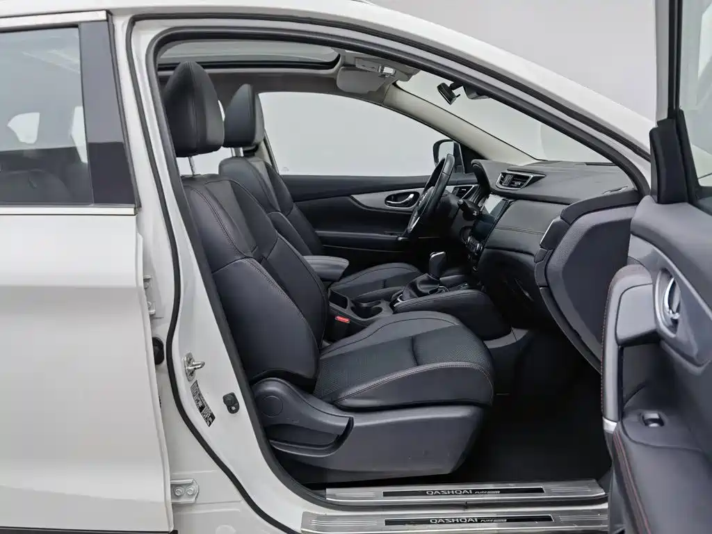 Nissan Qashqai — миниатюра 23